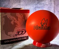 columbia 300 piranha solid bowling ball